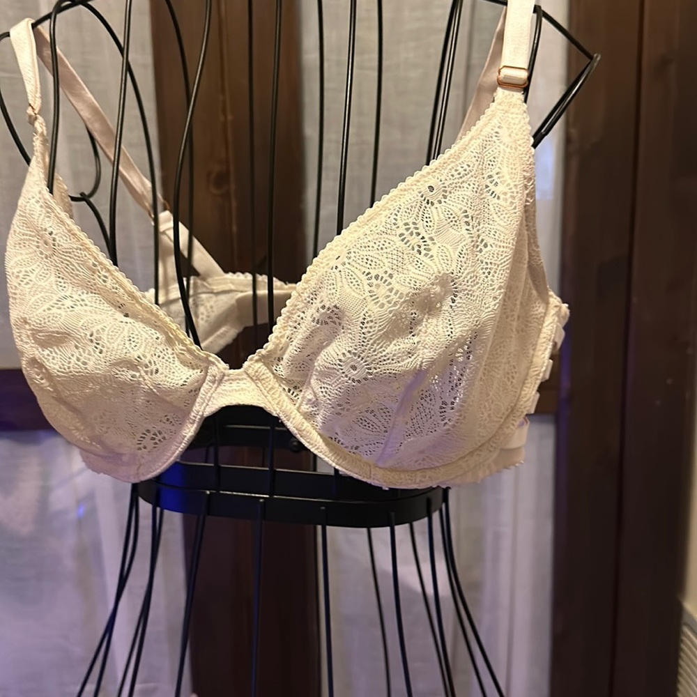Victoria secret bra